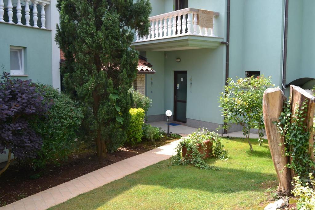 Villa Verde Apartments And Rooms Premantura Zewnętrze zdjęcie